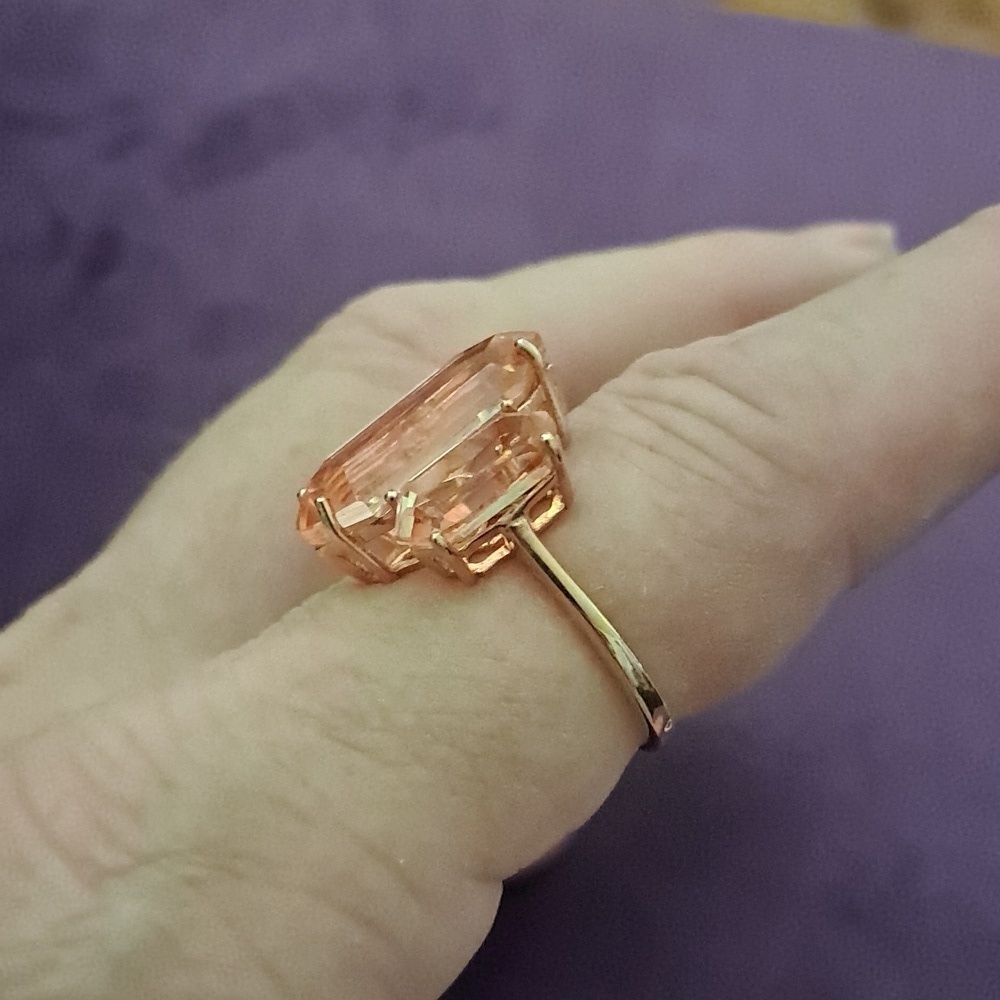 Morganite Quartz Triplet Three Stone Ring. - Picture 3 of 9